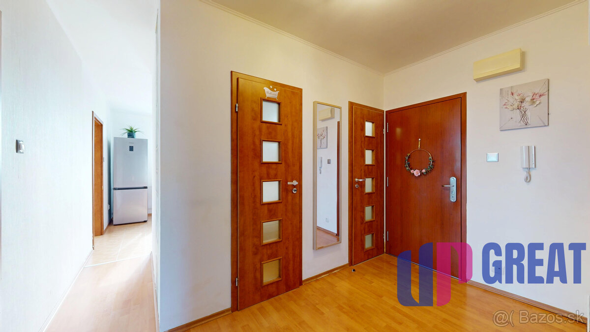 PREDAJ 4 izb. bytu Jilemnického ul., Dunajská Streda, loggia - 19