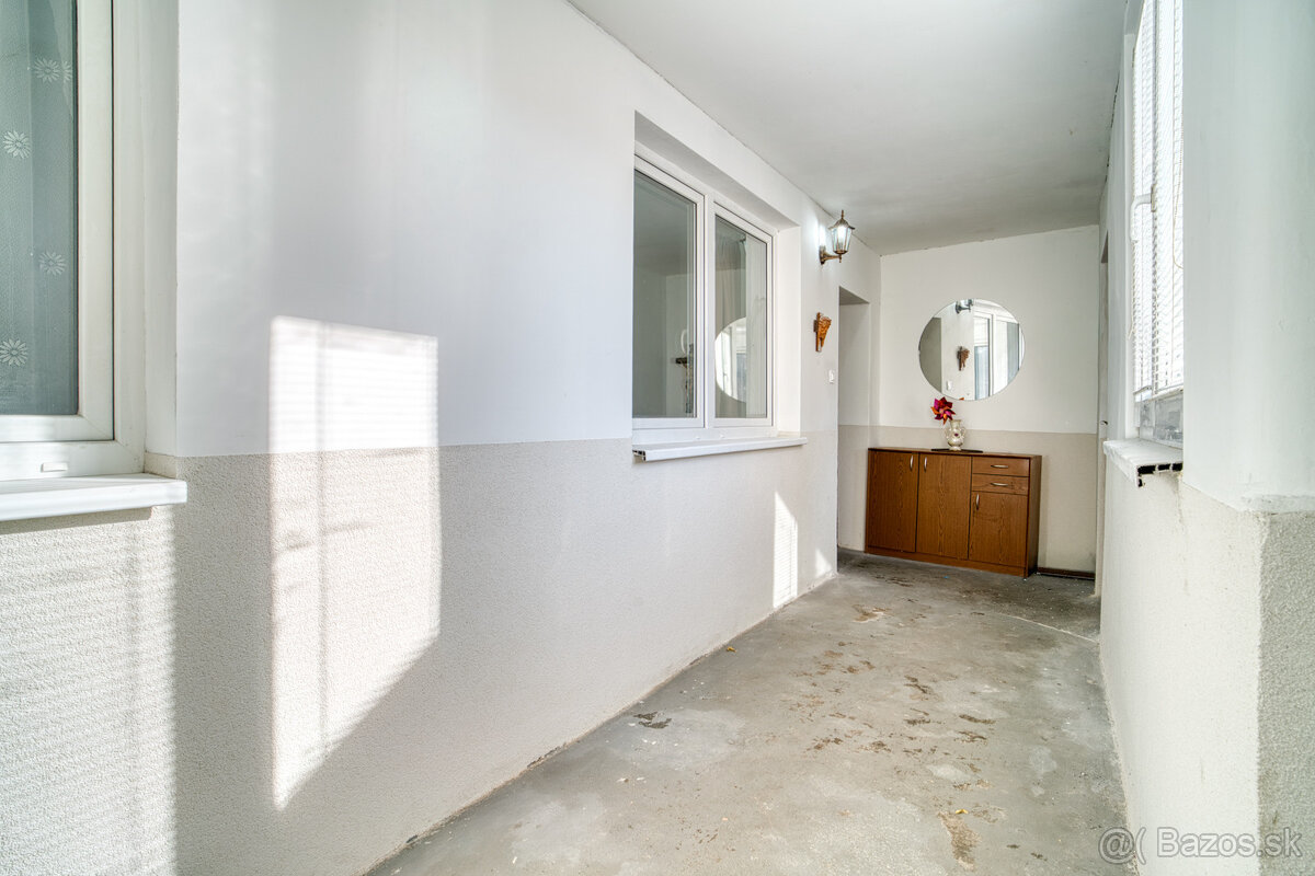 Na predaj 4-izbový rodinný dom v obci Zeleneč - 19