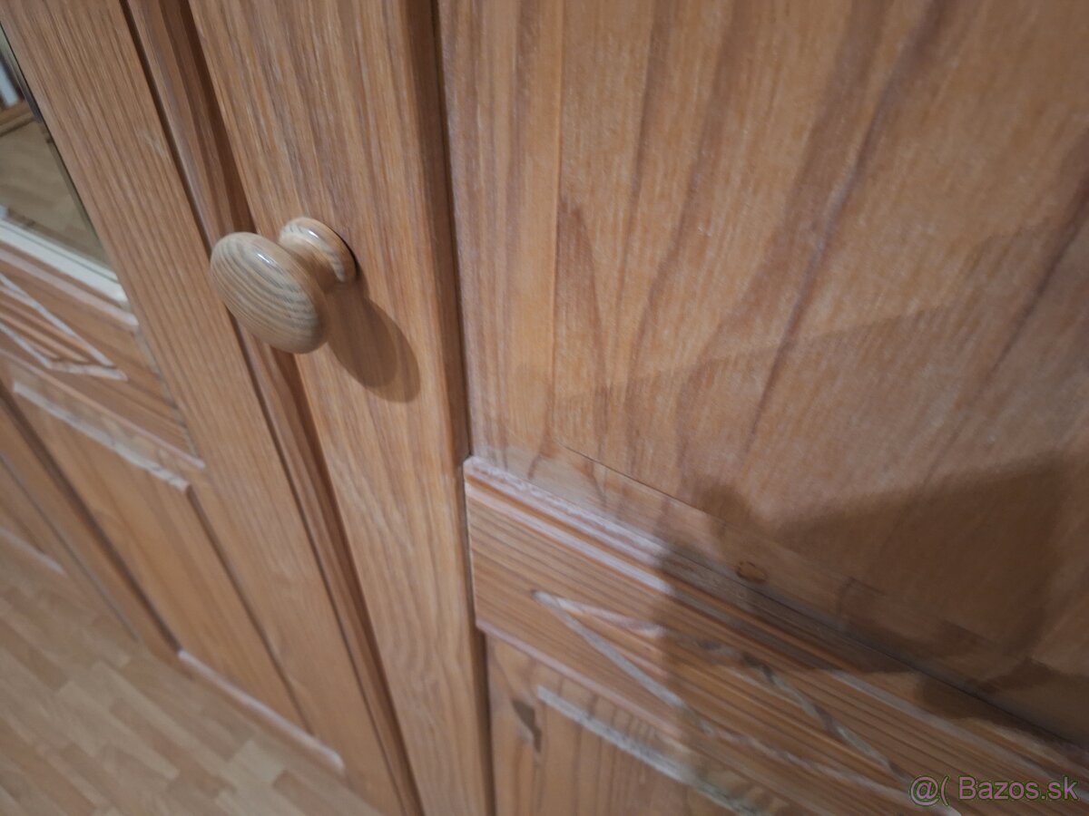SPÁLNA KVALITNÁ PINIE TOP STAV AKO NOVÁ - 19