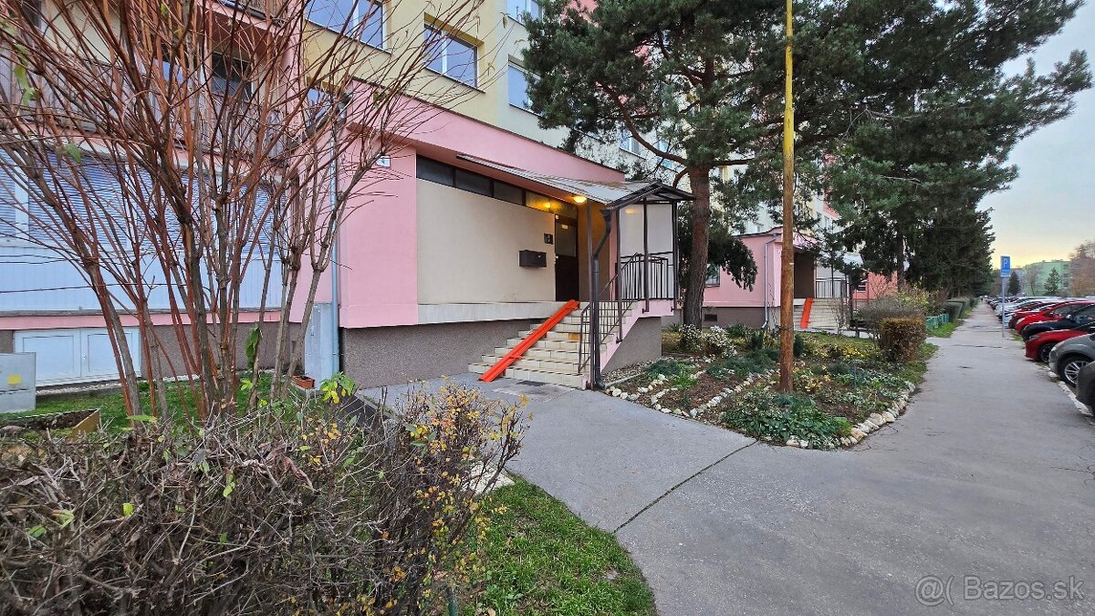 2+KK byt, Kežmarská ul., 40 m2, zrekonštruovaný & zariadený - 19