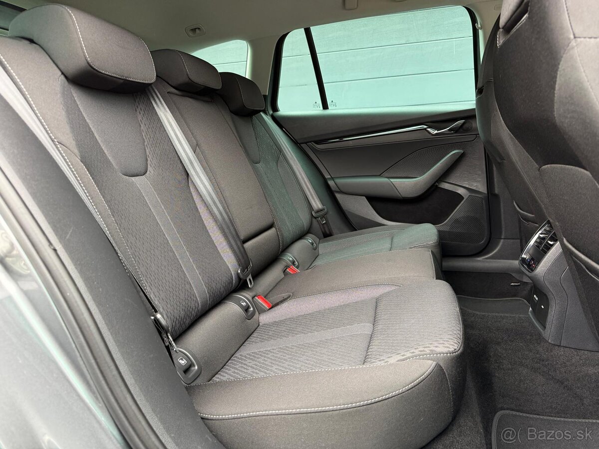 Škoda Octavia Combi 1.4 TSI iV PHEV Ambition - 19