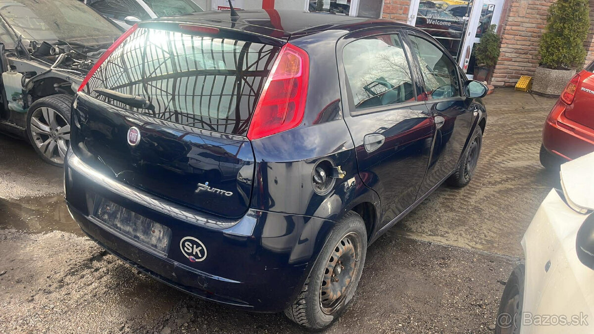 Fiat grande Punto 1,2i 48kw - 19