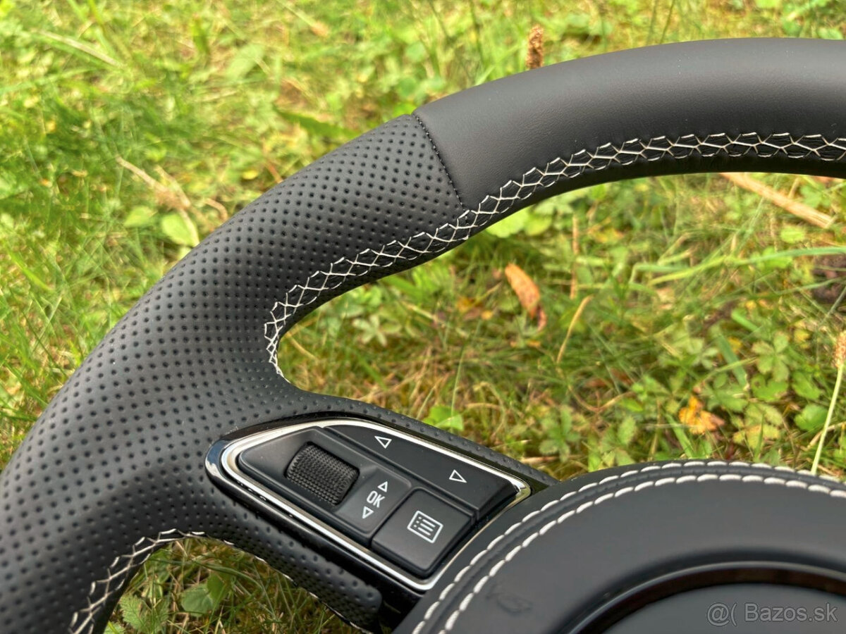 VYHRIEVANY AUDI VOLANT - ZREZANY - PERFOROVANA KOZA - 19