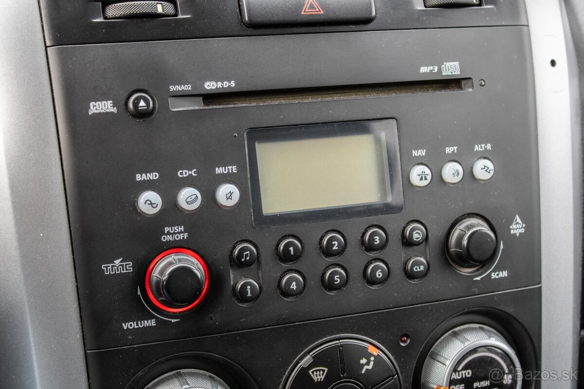 Suzuki Grand Vitara 1.9 DDiS, 95kW, 4x4, M5 - 19