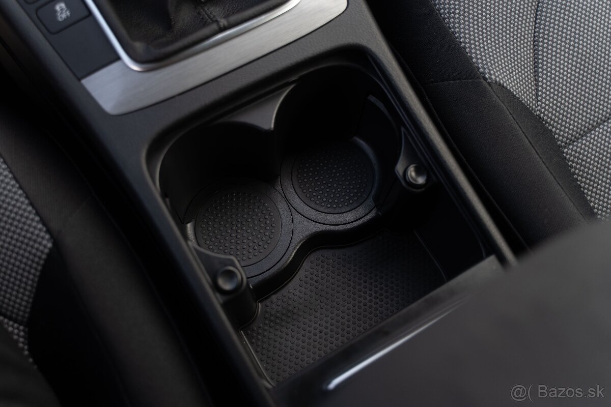 Volkswagen Passat B7 Variant 2.0 TDI BMT Highline - 19