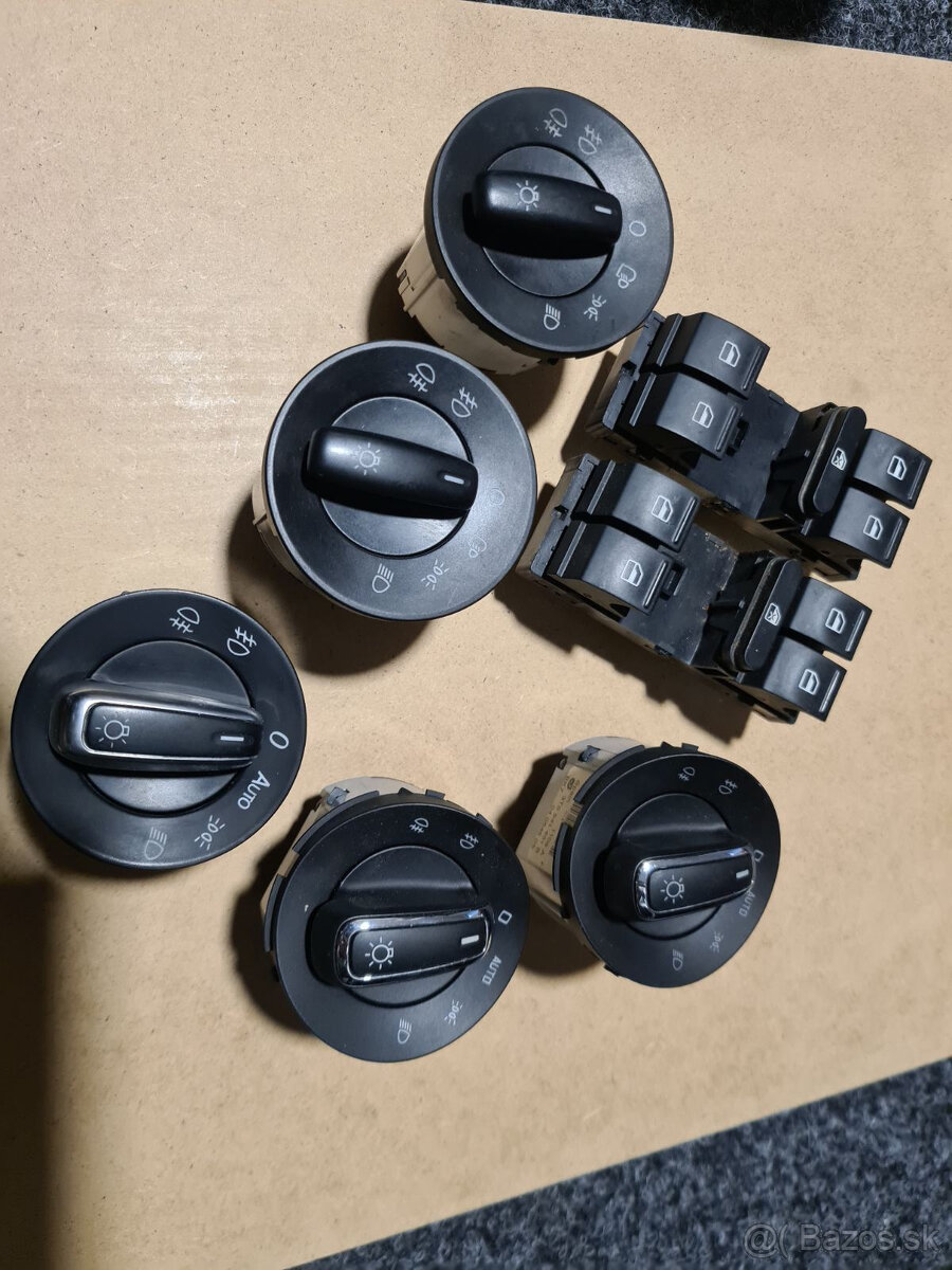 Diely interiéru Škoda Superb 2 - 19