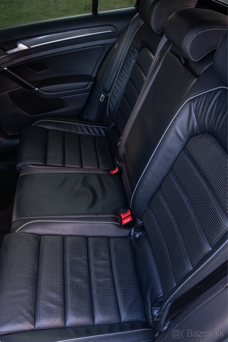 Volkswagen Golf GTD 2.0TDI Virtual - 19