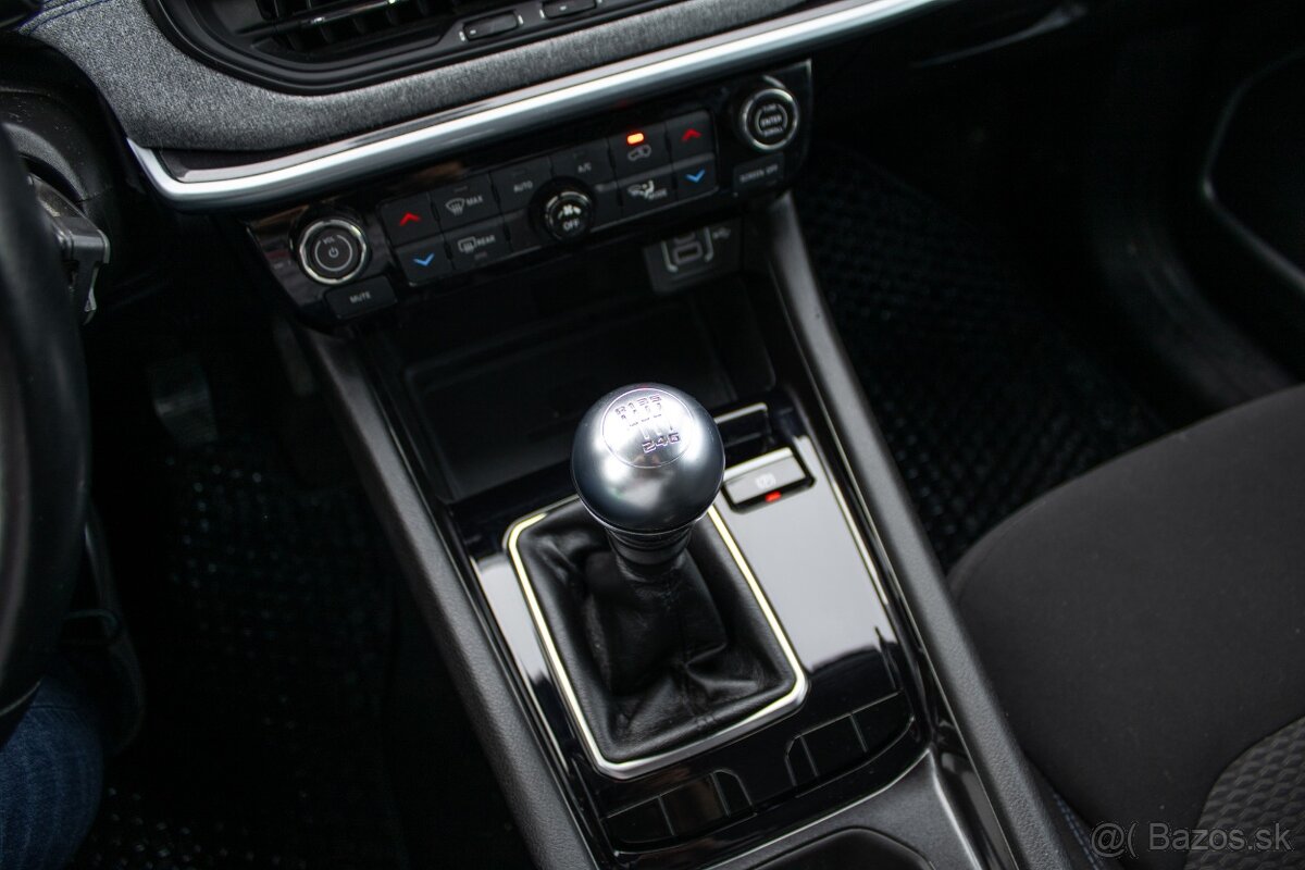 Jeep Compass 1.3 GSE Longitude 2022 - 19