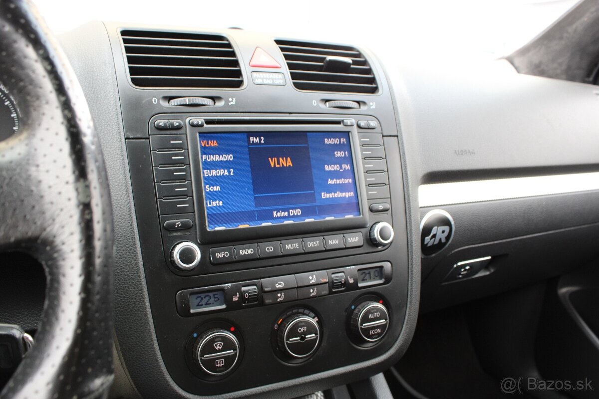 Volkswagen Golf R32 3.2 V6 4-Motion - 19