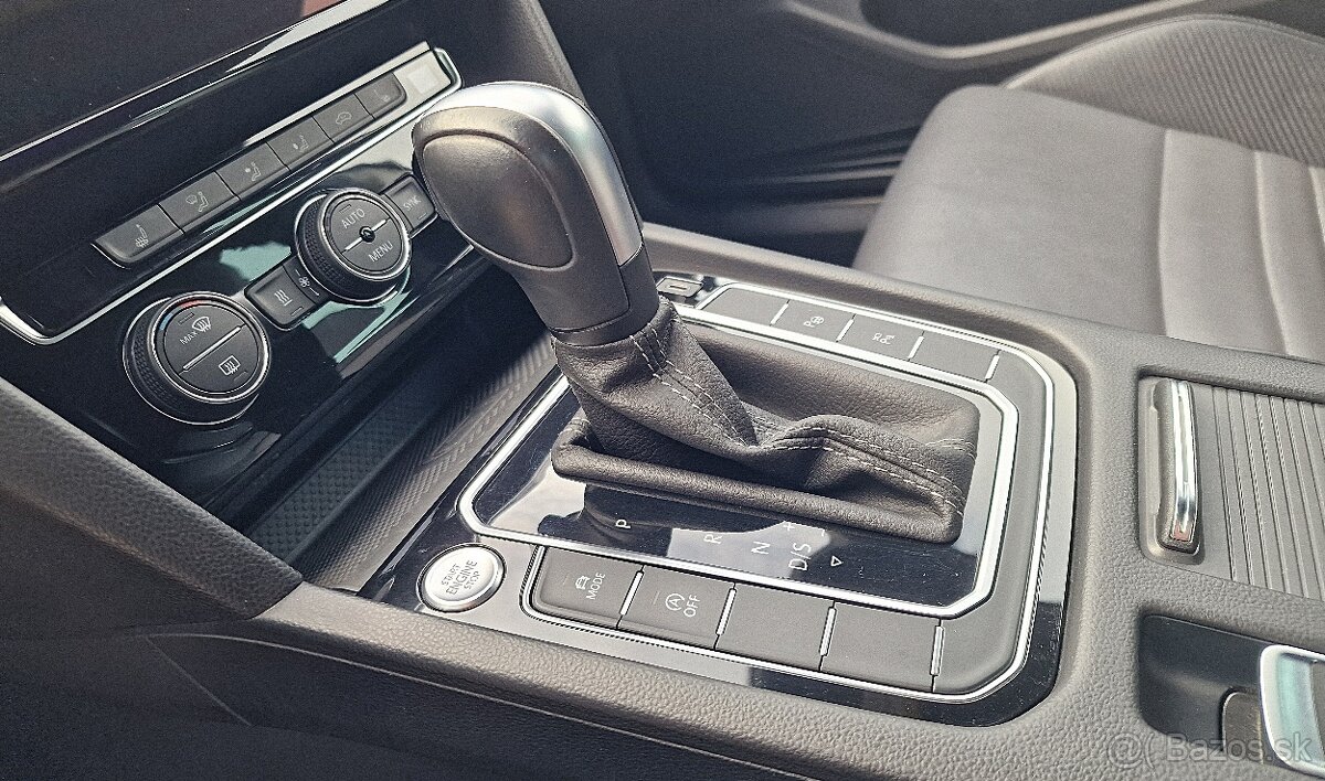 VOLKSWAGEN PASSAT VARIANT 2.0 TDI R-LINE DSG - 19