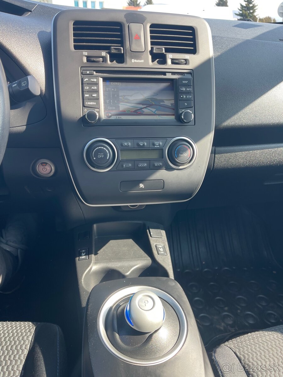 Nissan Leaf Elektro iba 55435km - 19