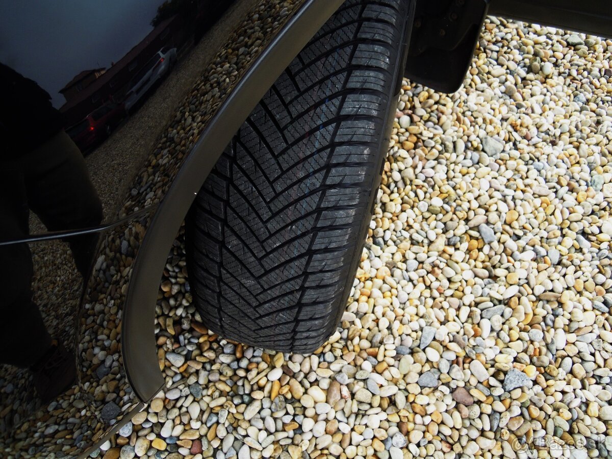 Volkswagen Tiguan, 1.4TSi SERVIS-BRZDY-PNEU - 19