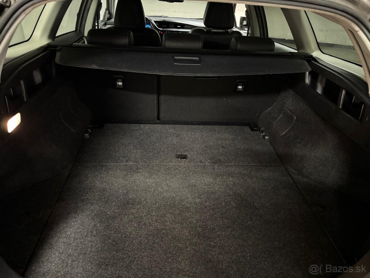 Toyota Auris combi 1,6 97kW 85000km slovák Full LED - 19
