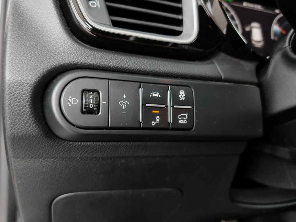 Kia Ceed SW 1.6 CRDi 136k GT-Line A/T/ AJ NA SPLÁTKY/ - 19