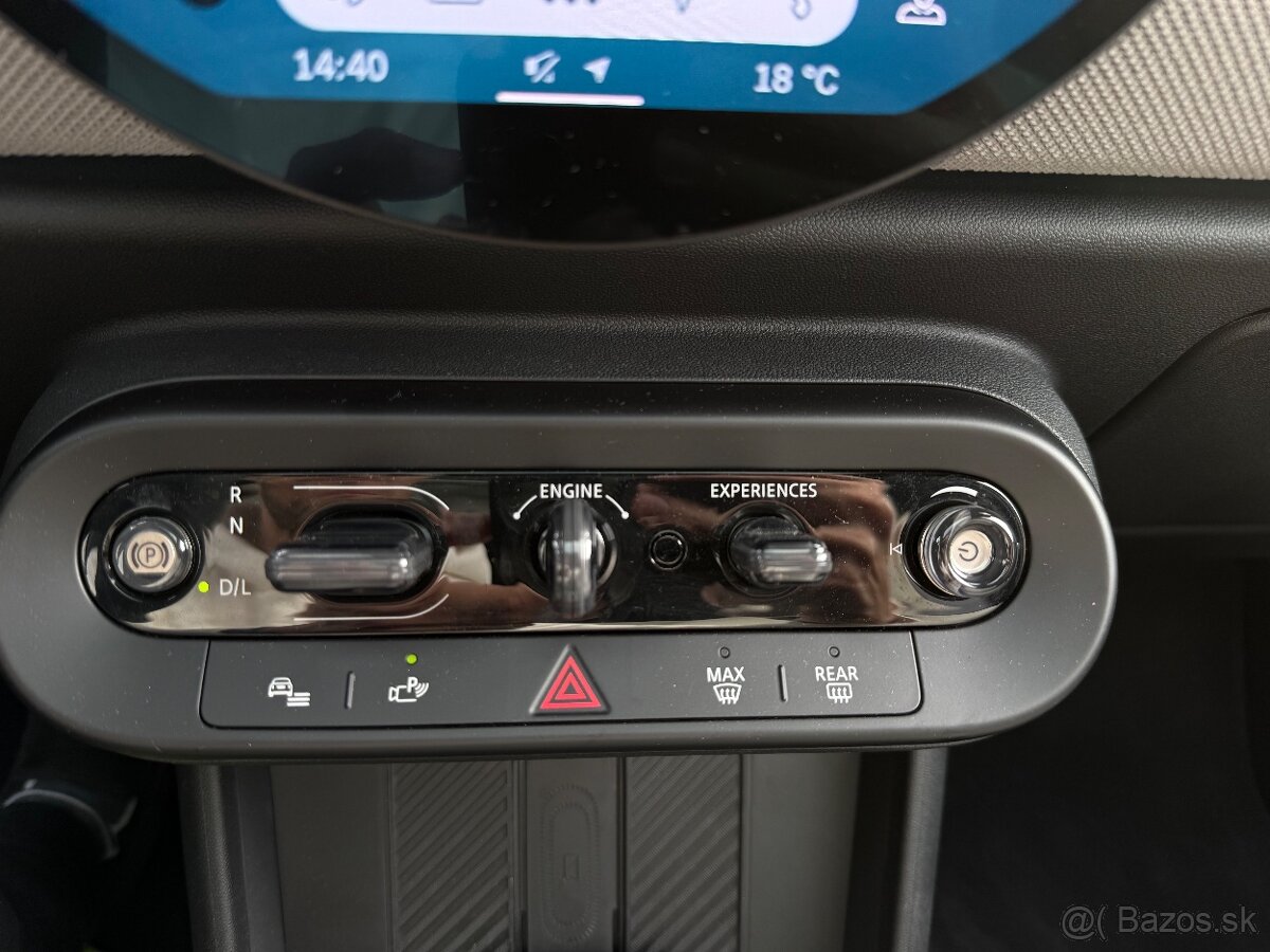 MINI COOPER C Race Green 2025 - 19