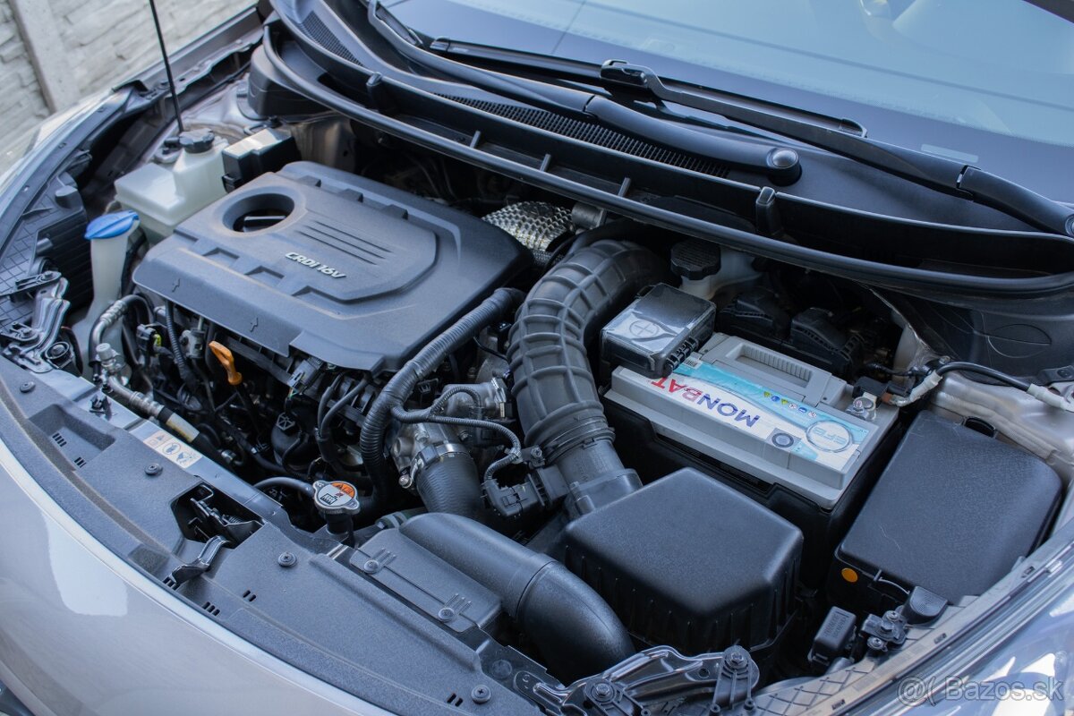 Hyundai i30 1.6 CRDi DOHC 16V Family 84tis. km - 19