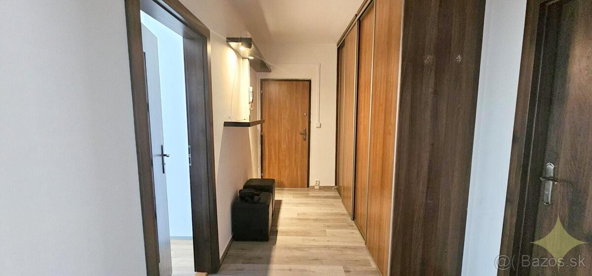 PREDAJ: Slnečný 3-izbový byt s loggiou na sídlisku Šípok, Pa - 19