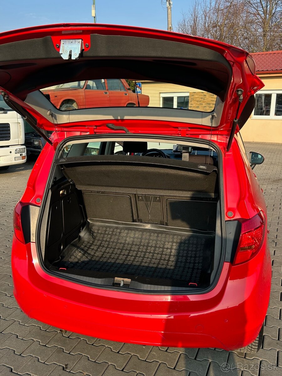 Opel Meriva 1.4 16V (100k) Enjoy - 19