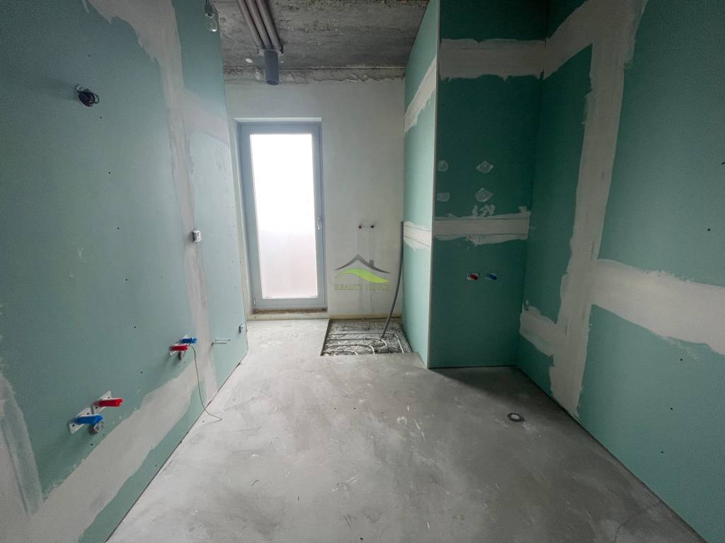 Novostavba z kvalitných materiálov - v stave HOLODOM - 235.0 - 19