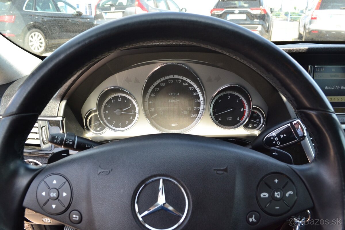 Mercedes-Benz E trieda Kombi 350CDI - 19