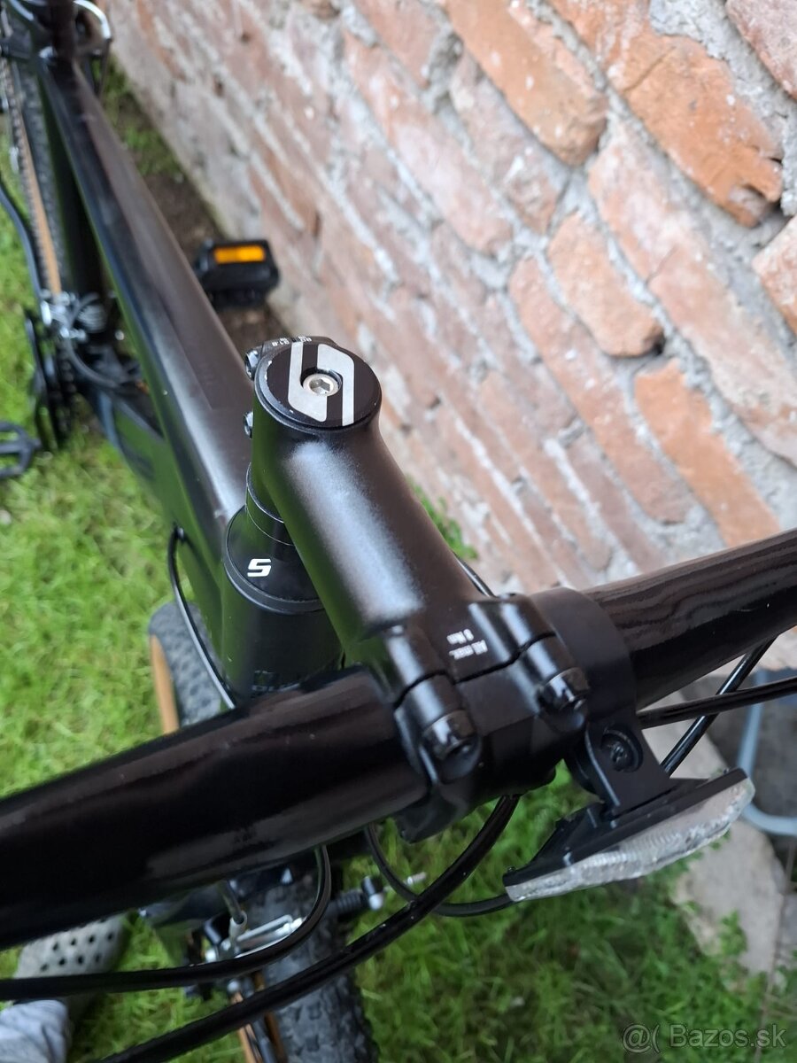 Predám Serious 29er/Mko-43 cm/3x8, odpruzena vidla - 19