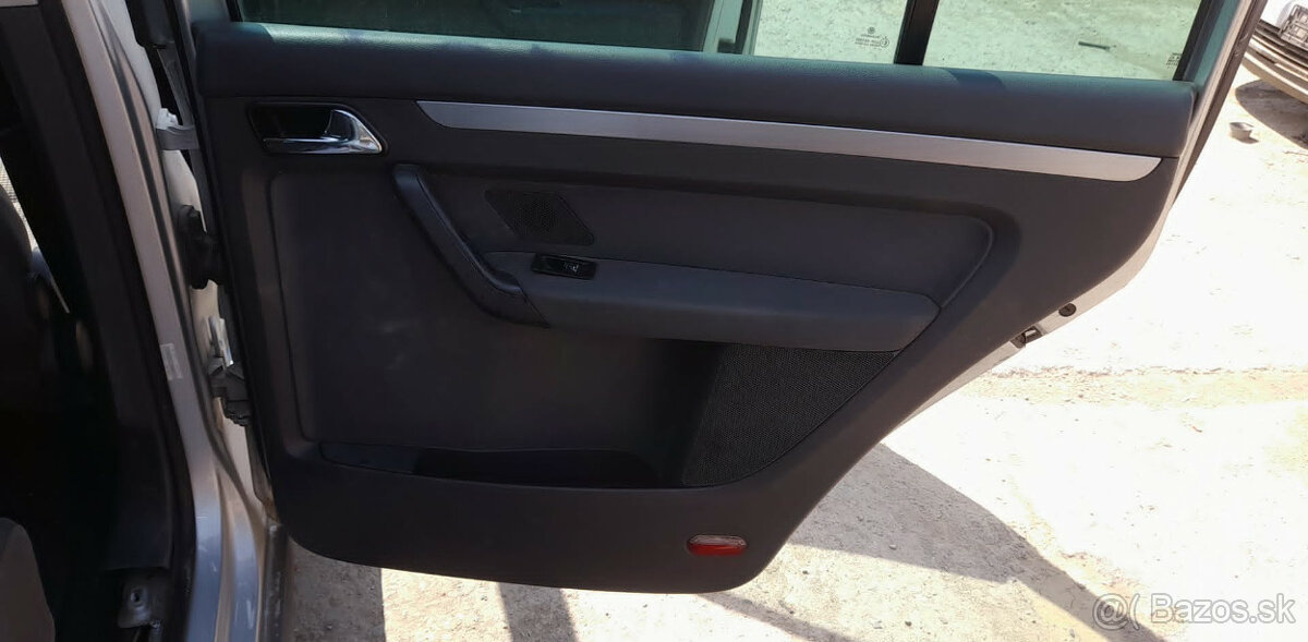 Volkswagen Touran 1,9TDi 77kw motor: BKC DSG - 19