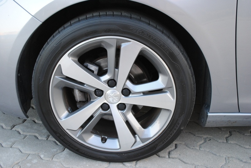 Peugeot 308 1.6 BlueHDi⭐AUTOMAT⭐PREVERENÉ VOZIDLO - 19