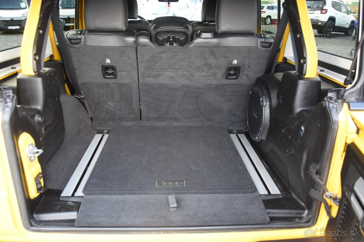 Jeep Wrangler 2.0T 200 kw Rubicon - odpočet DPH - 19