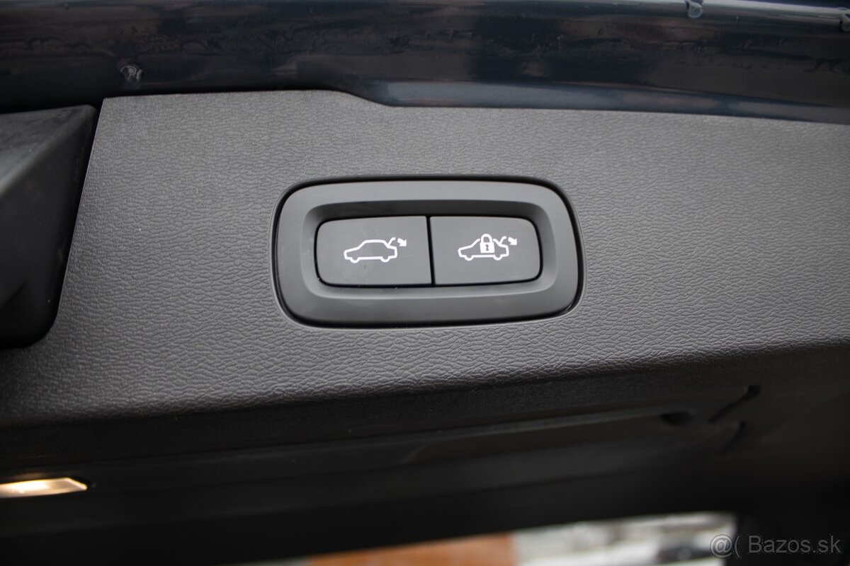 Volvo V60 Cross Country D4 AWD Pro AUTO. - 19