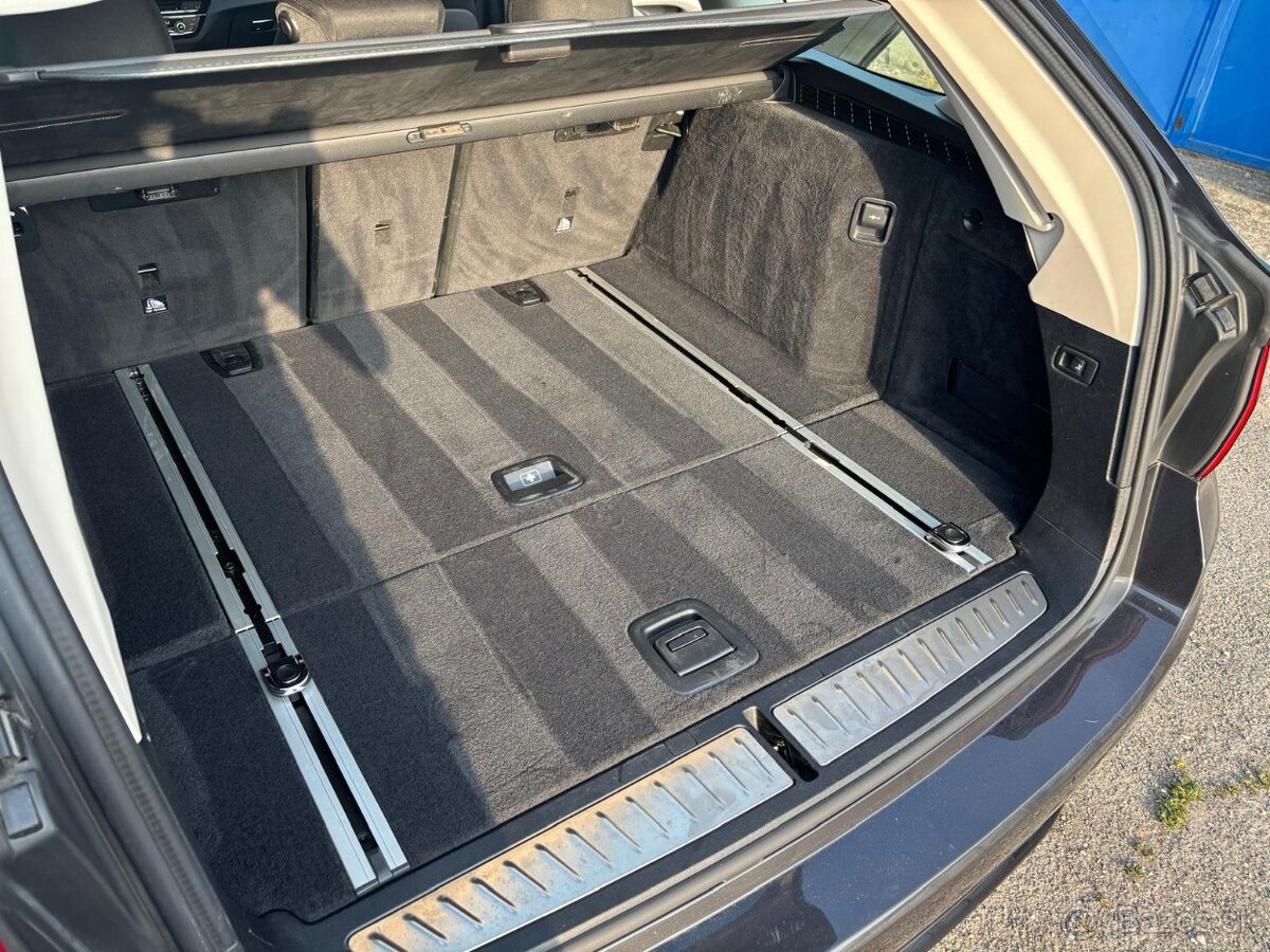 BMW 520D G31 Touring,mod.2020, 140KW, Automat,Navi, Full LED - 19