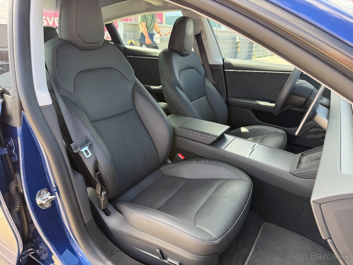 Tesla Model 3 Long Range AWD - 19