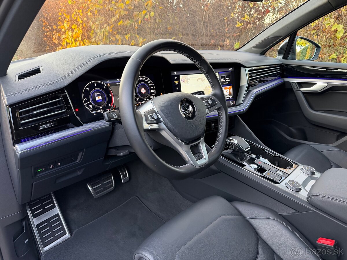 Volkswagen Touareg R-Line, 210kW (286PS), 3/2020, 87.920km - 19