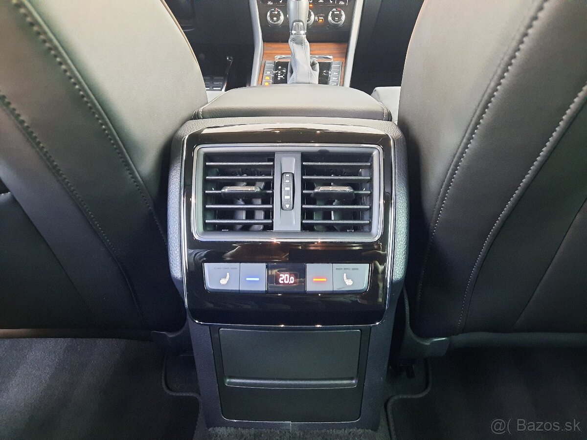 Škoda Superb Combi Scout 2.0 TSI 280kW 7AP 4x4 - 19