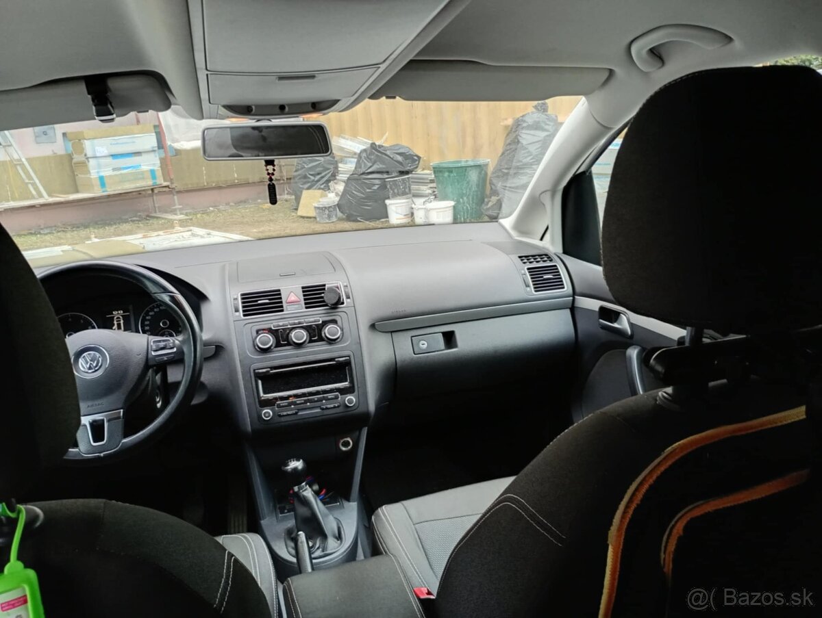 Volkswagen touran - 19