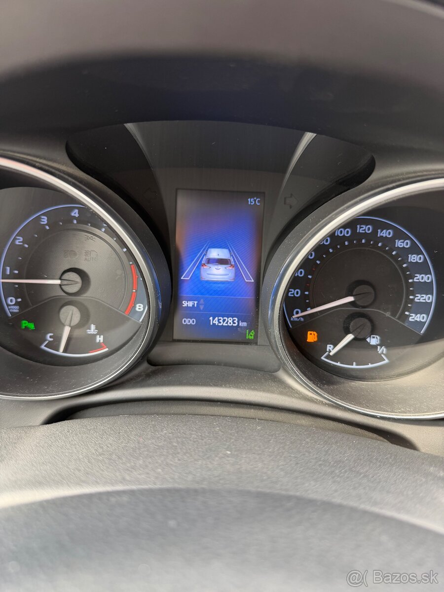 Toyota Auris 1.6 benzín 97kW Active Trend Plus - 19
