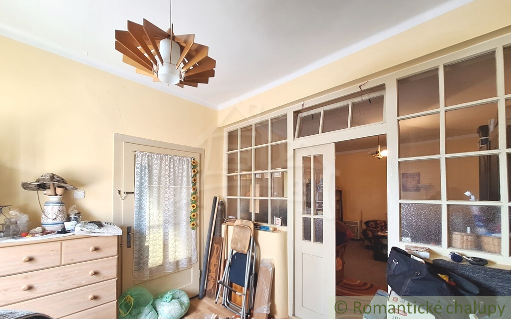 Ihneď obývateľný rodinný dom na rozľahlom pozemku na okraj - 19