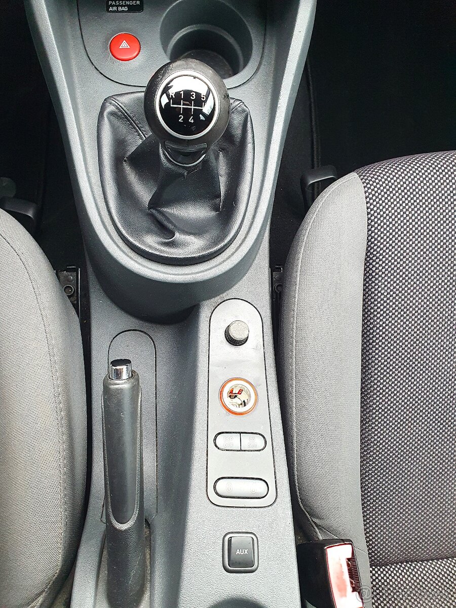 Seat Leon 1,6 - 75 KW, M5 Style - 19