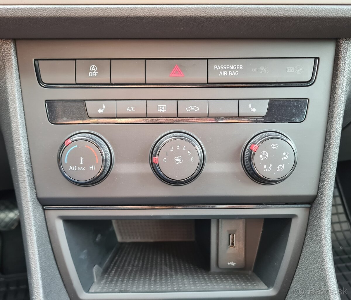 SEAT LEON ST 1.6 TDI 115 STYLE - 19