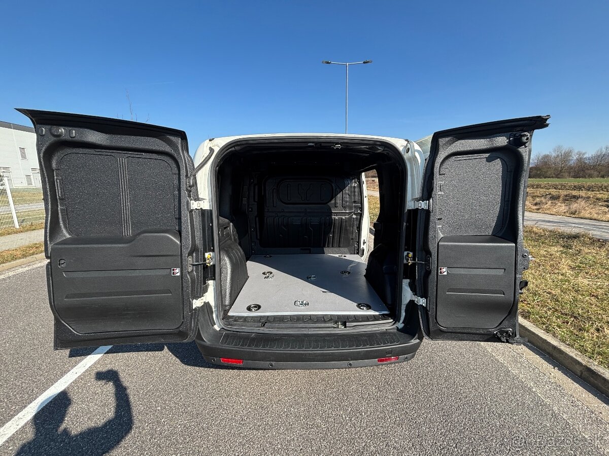 Opel Combo - 19