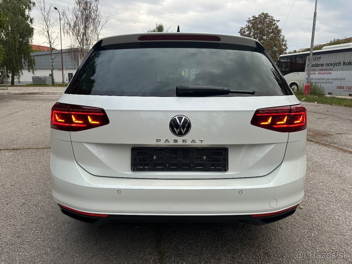 Volkswagen Passat Variant 2.0 TDI EVO Elegance DSG - 19