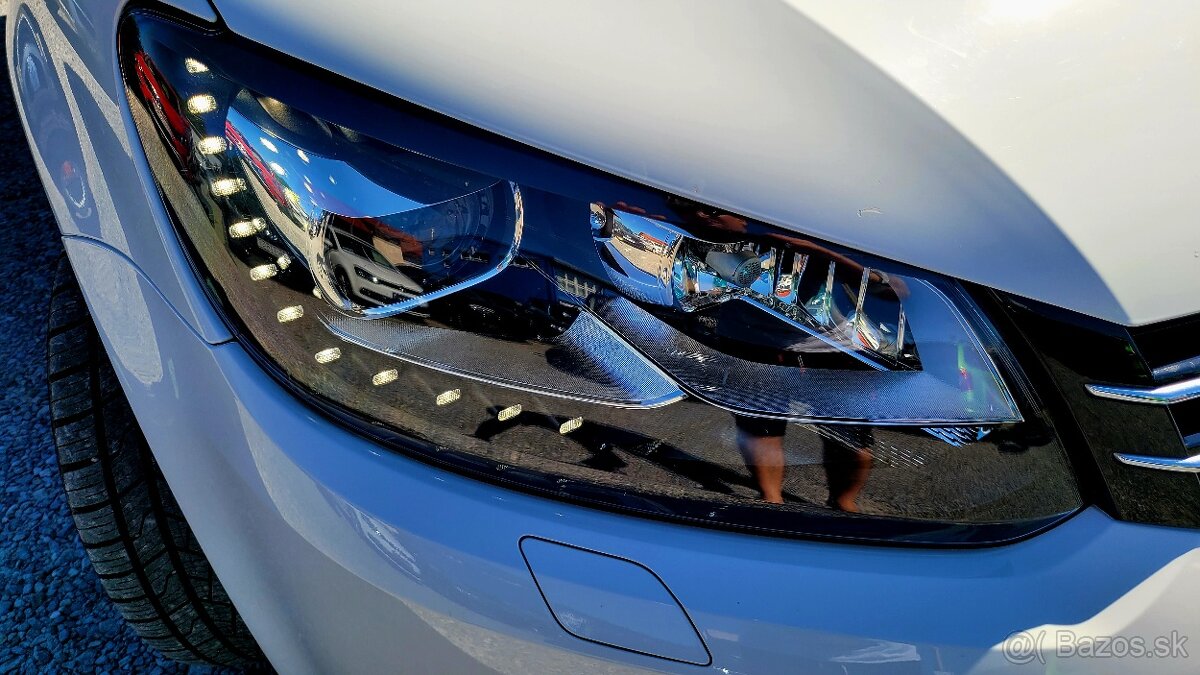 Volkswagen Touran 2.0 TDI Premium Comfortline DSG - 19