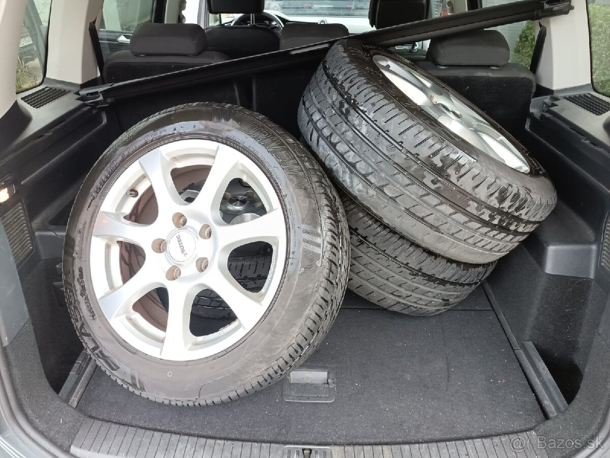 VW TOURAN 1.4TSI DSG - 19