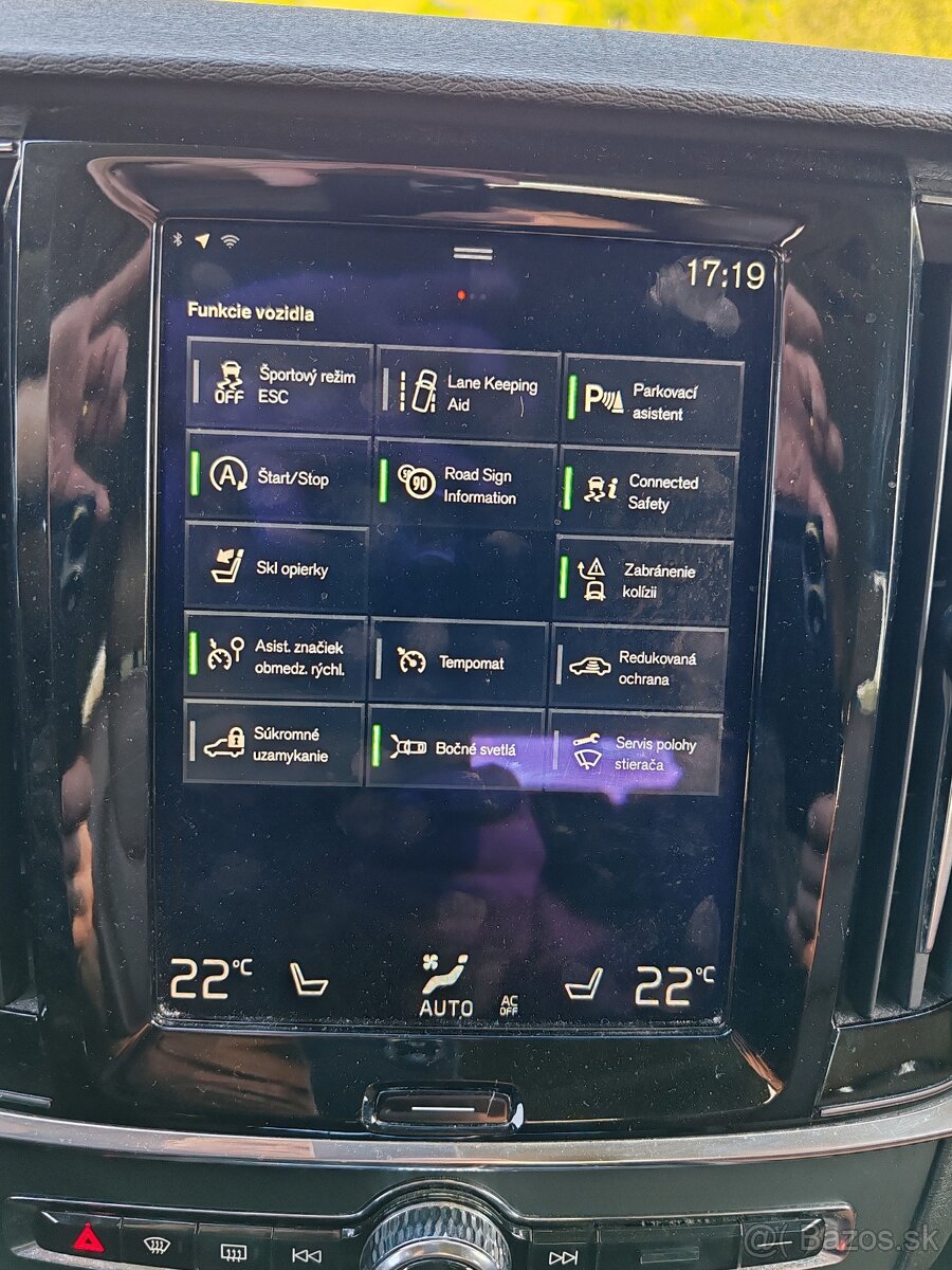 Volvo V90 Cross Country 4x4 AKCIA - 19