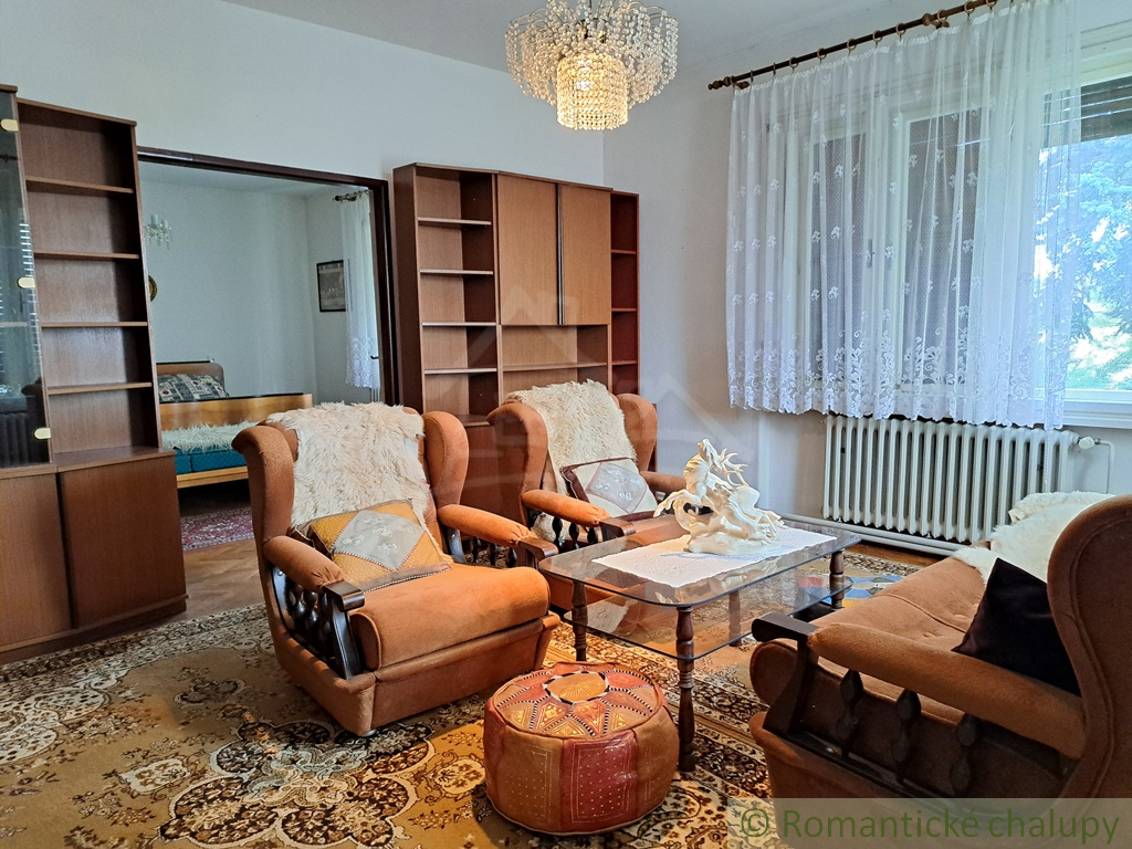 Dom v obci Štitáre v blízkosti lesa a zároveň s dobrou dos - 19