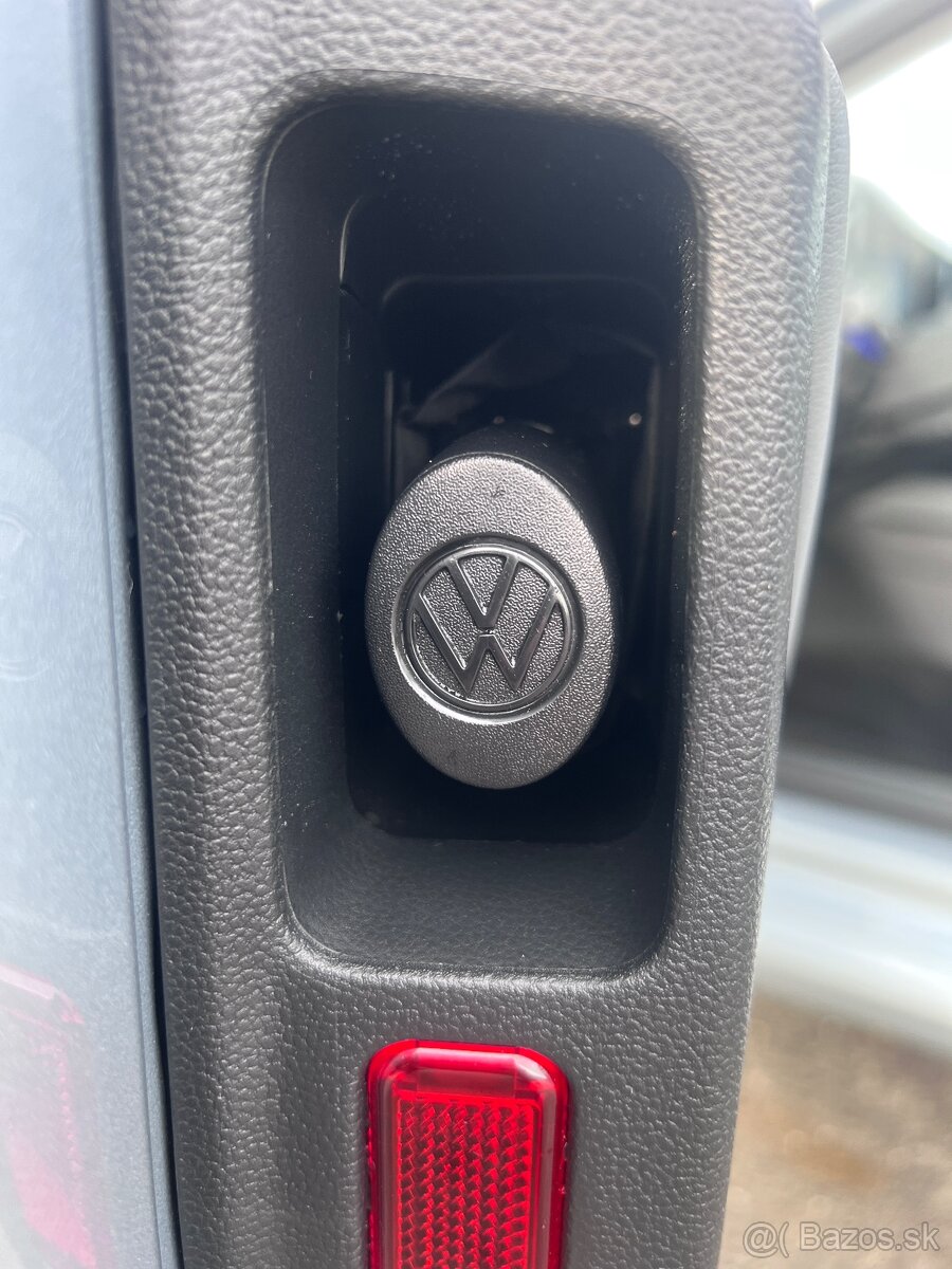 VOLKSWAGEN PASSAT VARIANT MODEL 2025 360 KAMERA / MŔTVY UHOL - 19