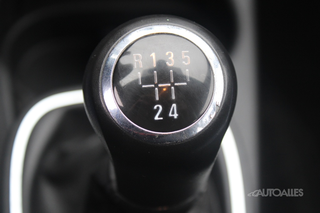 Opel Corsa 1,3 CDTi 55 kW - 19