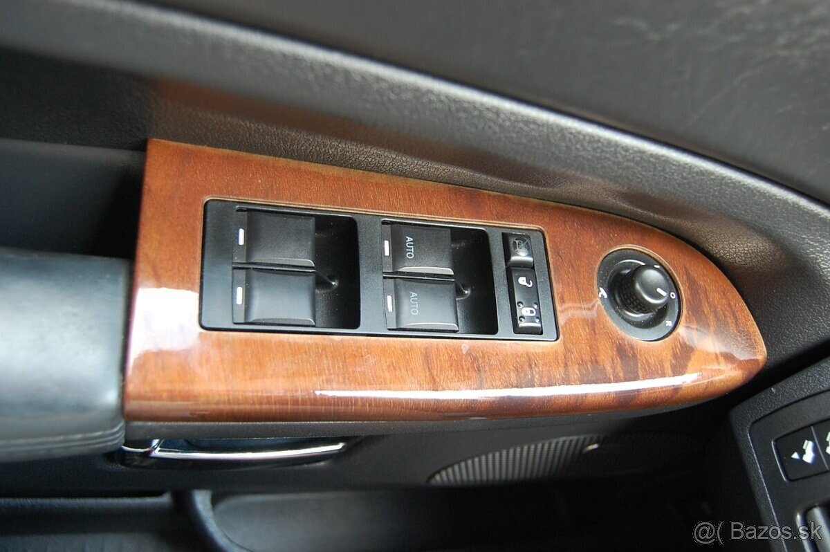 Jeep Grand Cherokee - 19