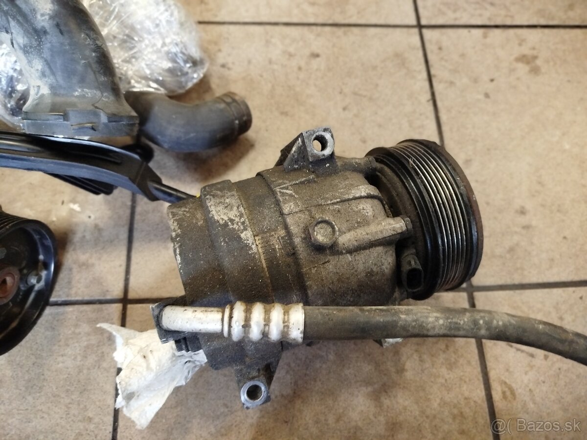 Hlava Motora Renault 2,5dti 107kw - 19