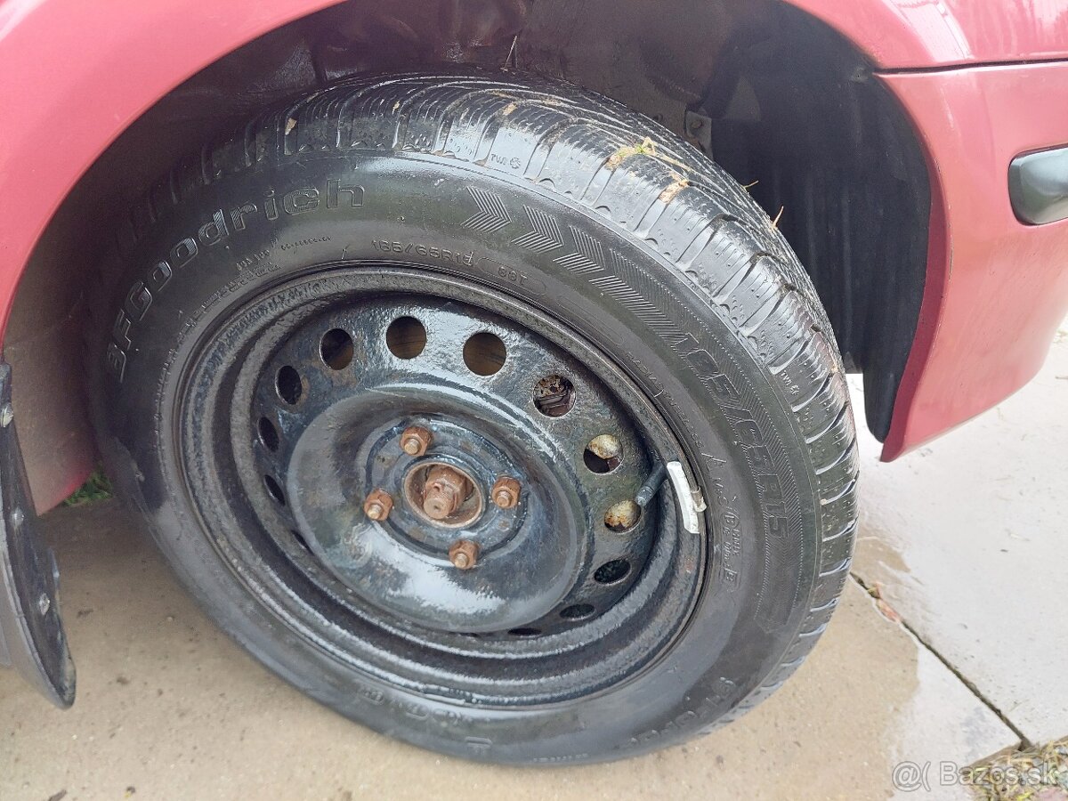 Nissan ALMERA II 1.5 benzín sedan - 19