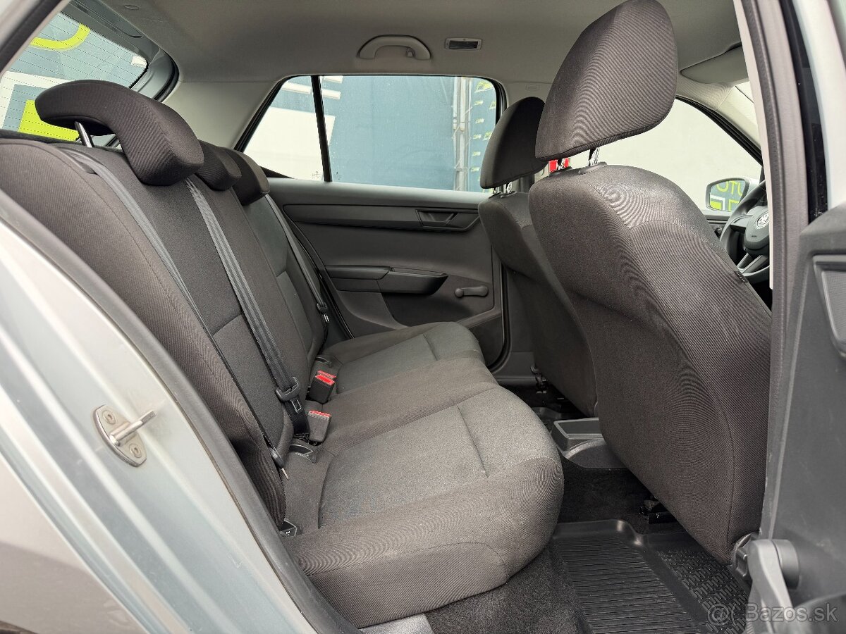Škoda Fabia 1.0 MPI 60k Active - 19